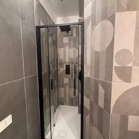 Cavour Loft - Modern House Apartamento Bari
